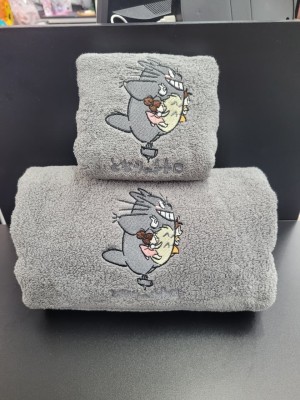 Jogo de toalha TOTORO KAWAI 1.4M